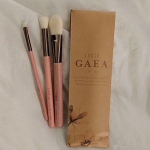 Luxie brushes
